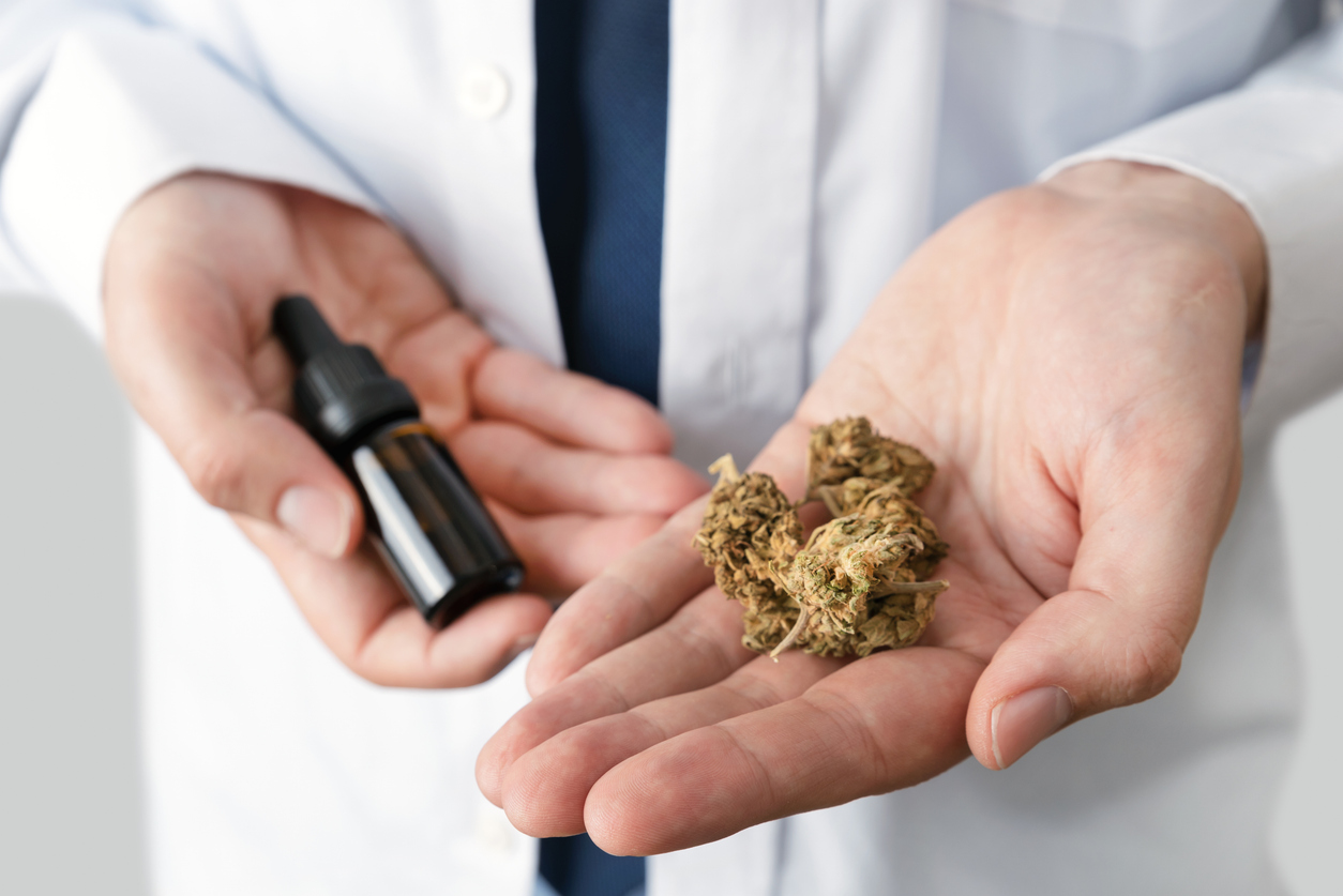 Risks and side effects of cannabis administration