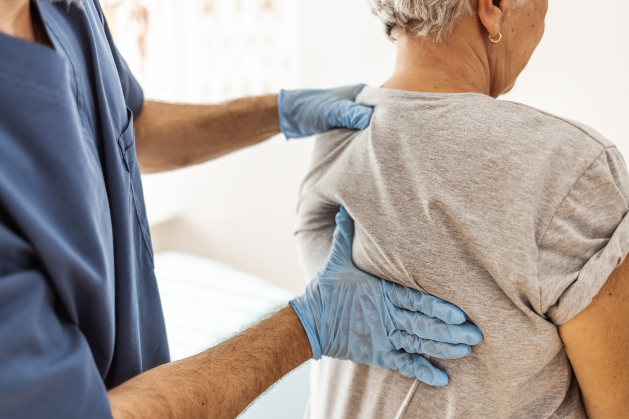 How is sciatica normally treated