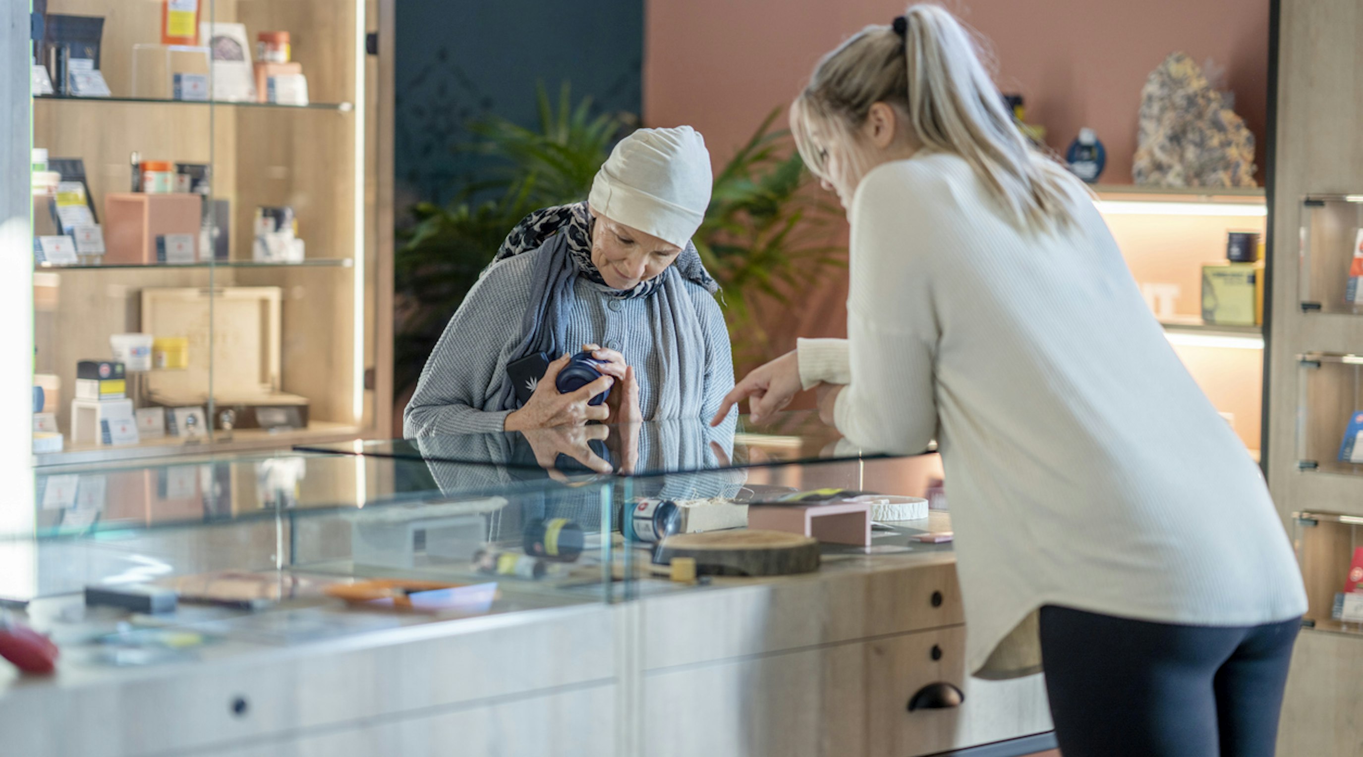 No prescription? No problem. Here’s what you’ll find in the Releaf CBD shop No prescription? No problem. Here’s what you’ll find in the Releaf CBD shop