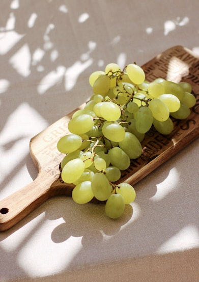 grapes unsplash