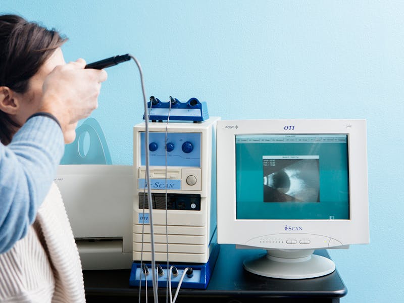 1548428206 ecografia oculare