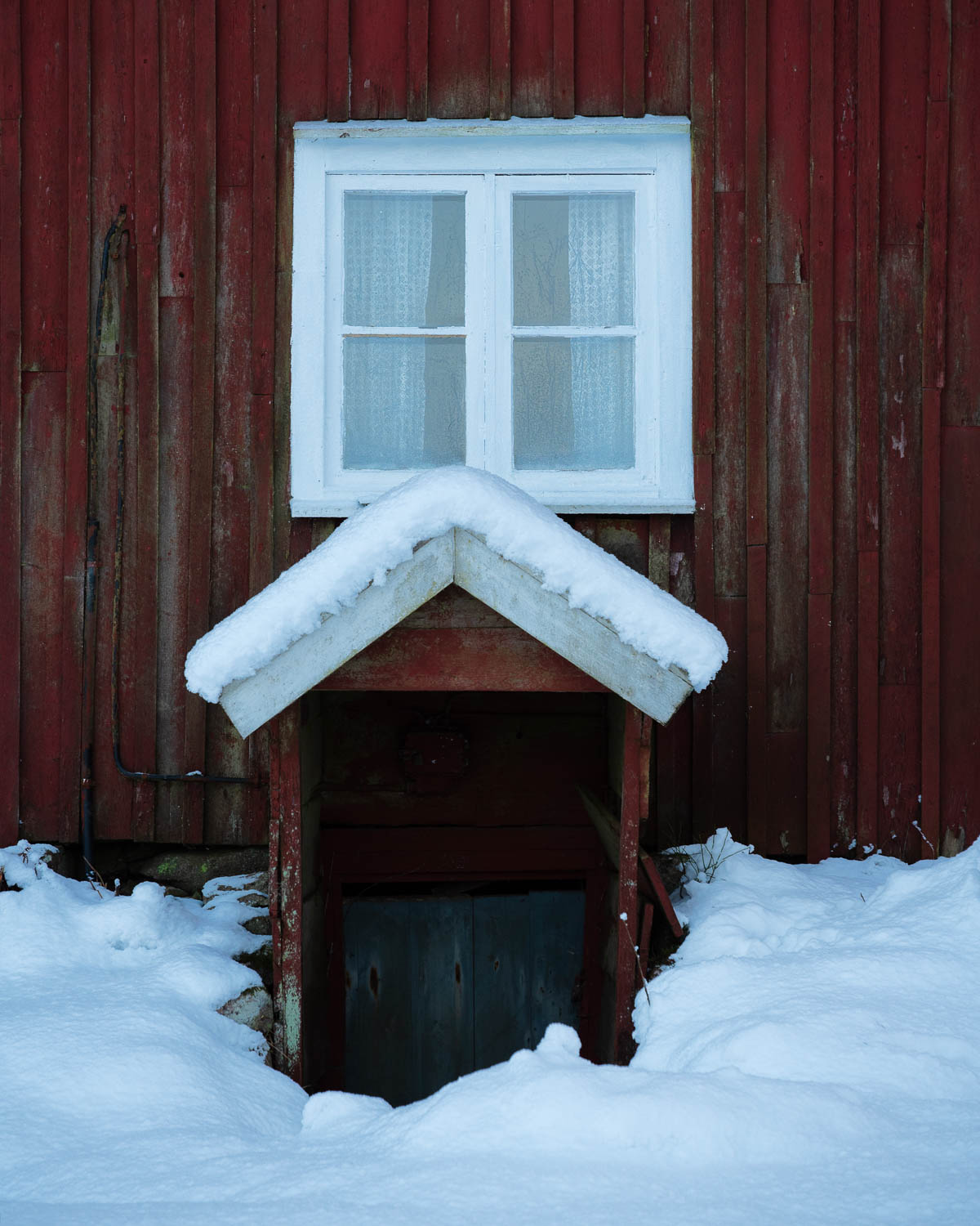 Den vackra källaringången.