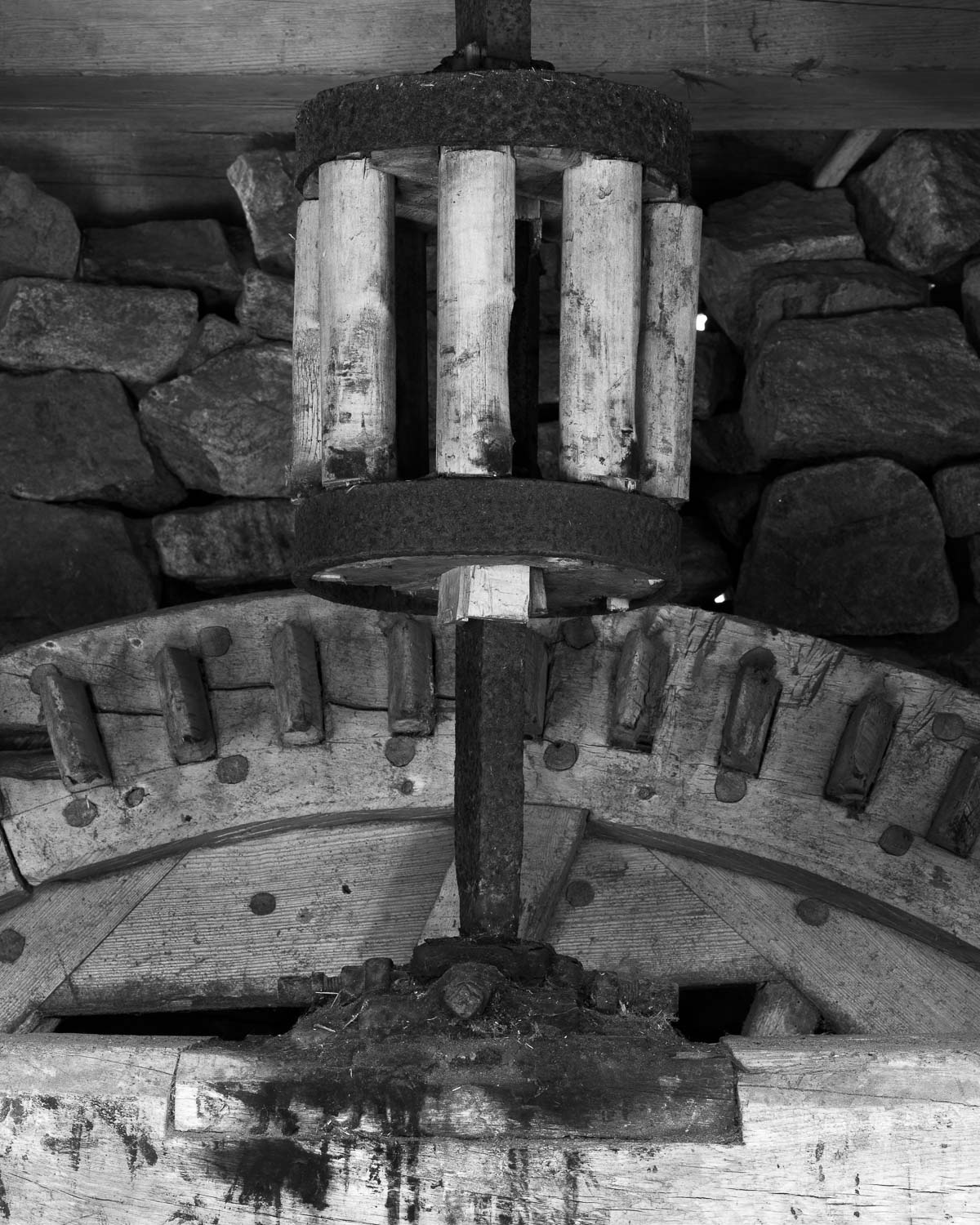 Kvarnens hjärta från mitten 1800-talet användes träkonstruktion jämte lokalt smide.