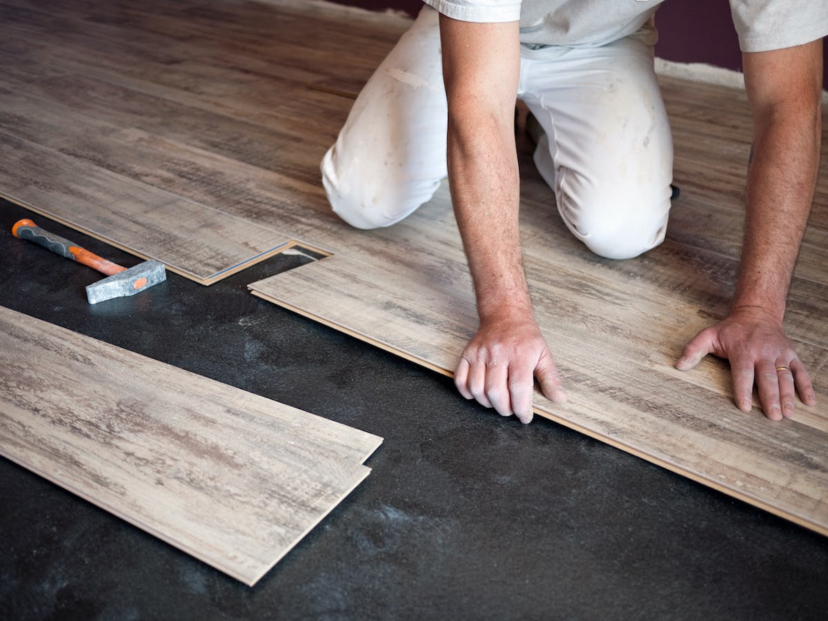 Rénovation Parquet : Conseils & Estimation de Coût