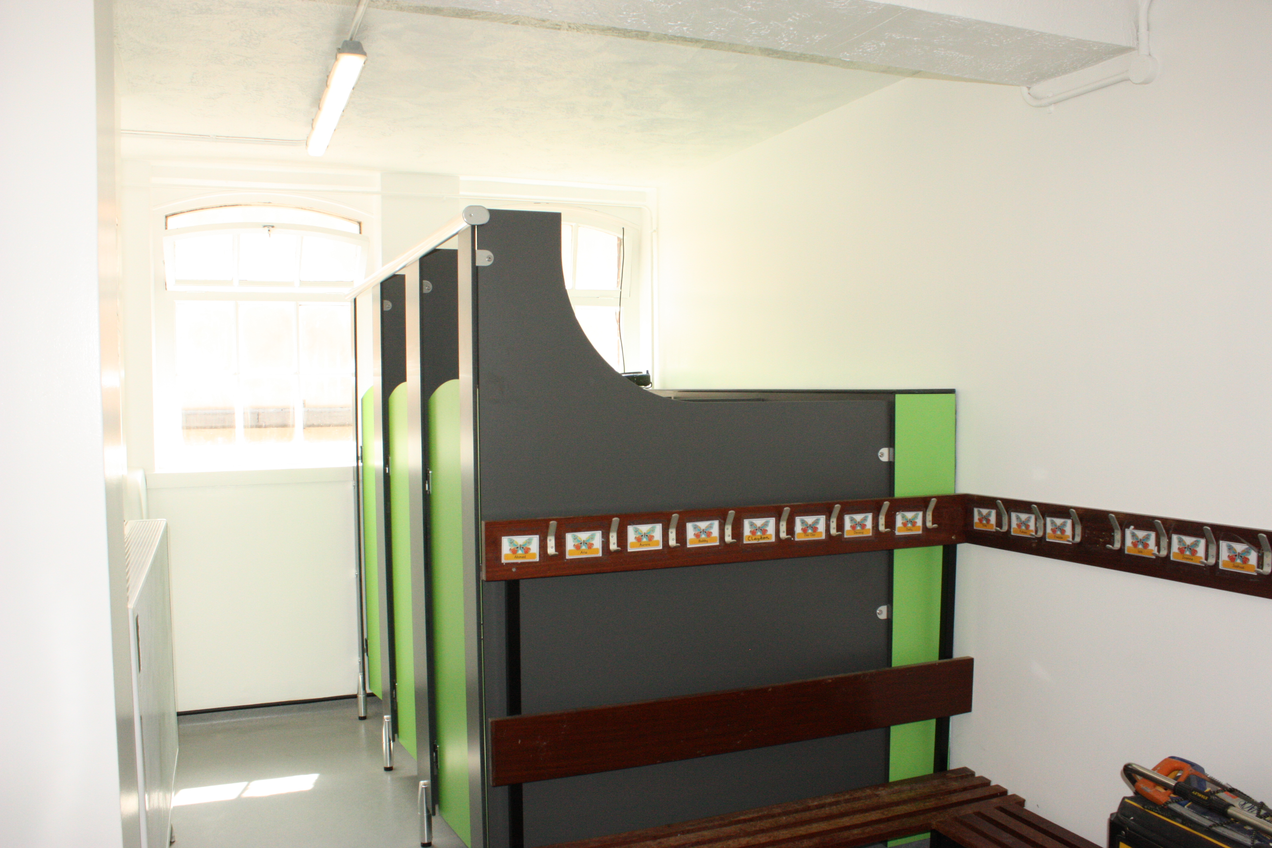 Queens Park Primary School, Brighton Case Study Image - 3