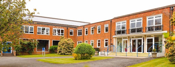 Woolmer Hill School, Haslemere