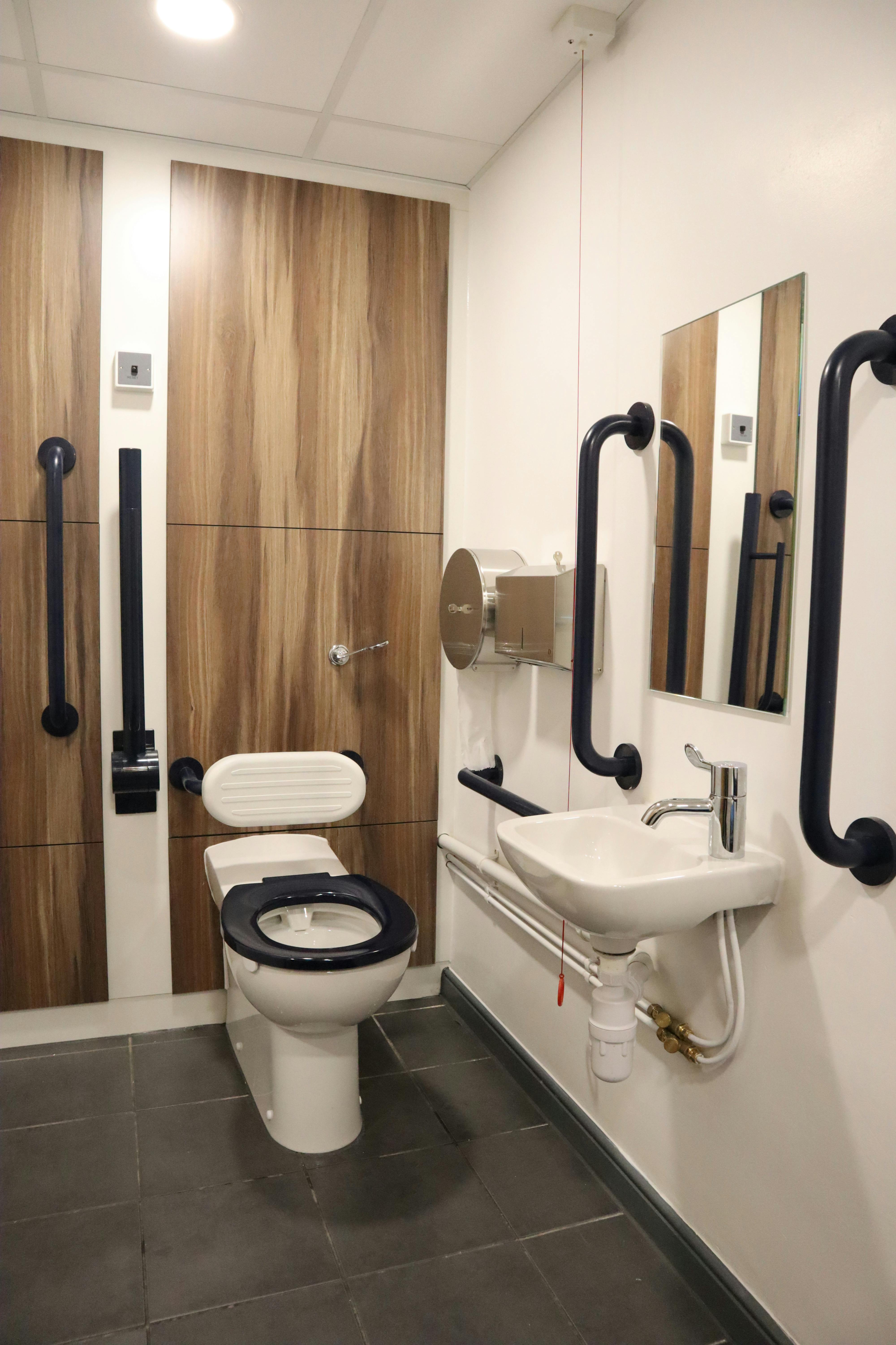 Alexander Lloyd HQ, Crawley Case Study Image
