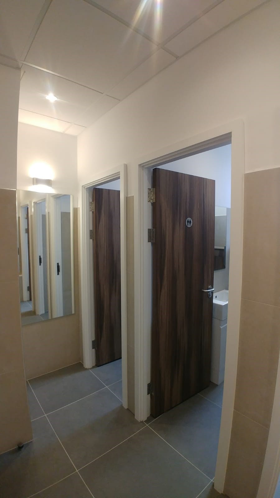 Lady Eleanor Holles School, Hampton Case Study Image