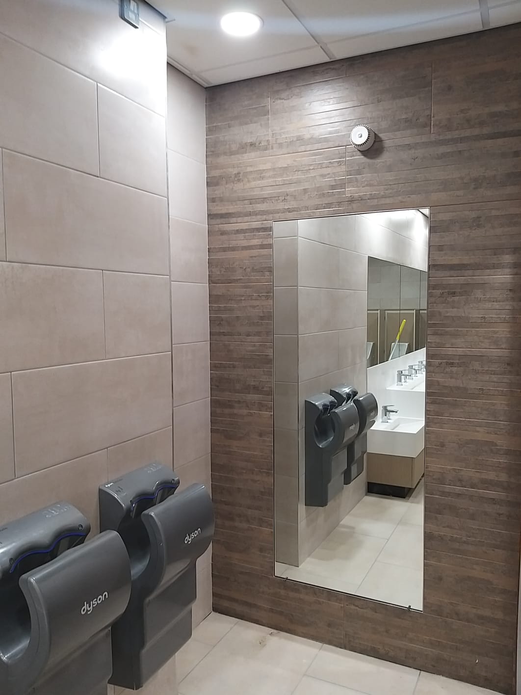 The Coppid Beech Hotel, Bracknell Case Study Image - 7