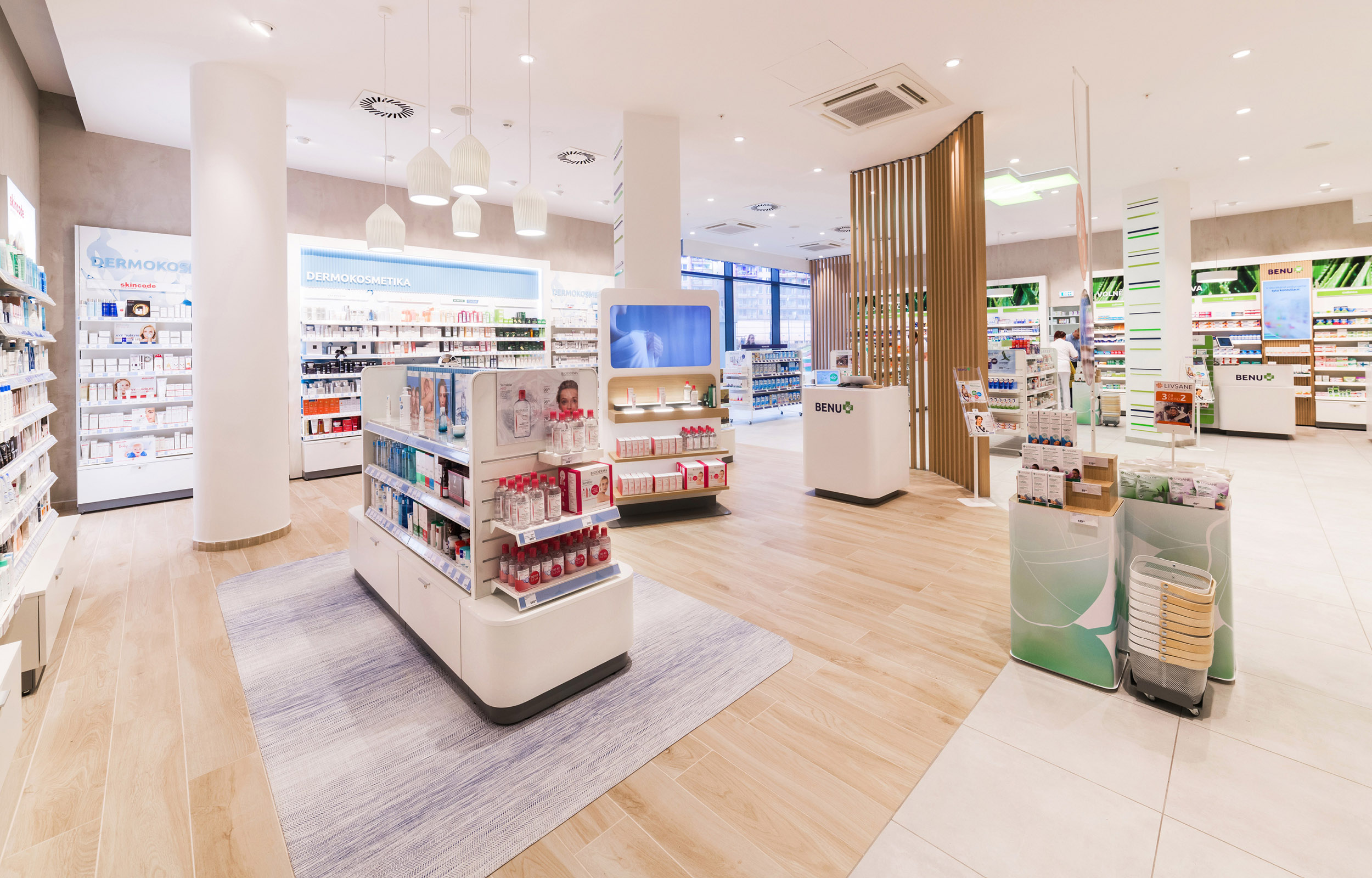 Creating the customer experience for a new pan European pharmacy retail brand
