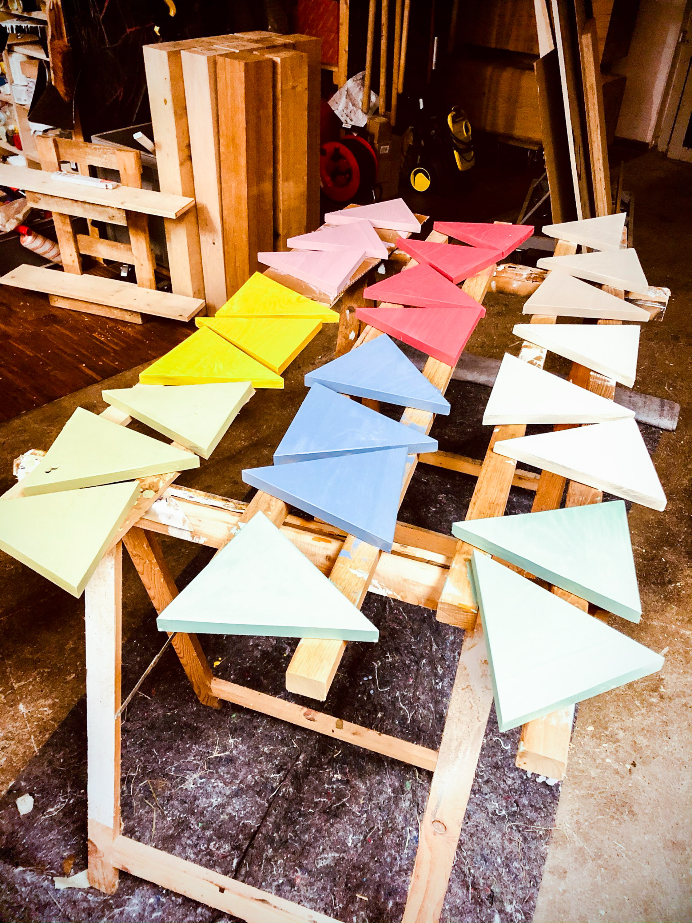 allerlei bei tollerei gefärbte Dreiecke