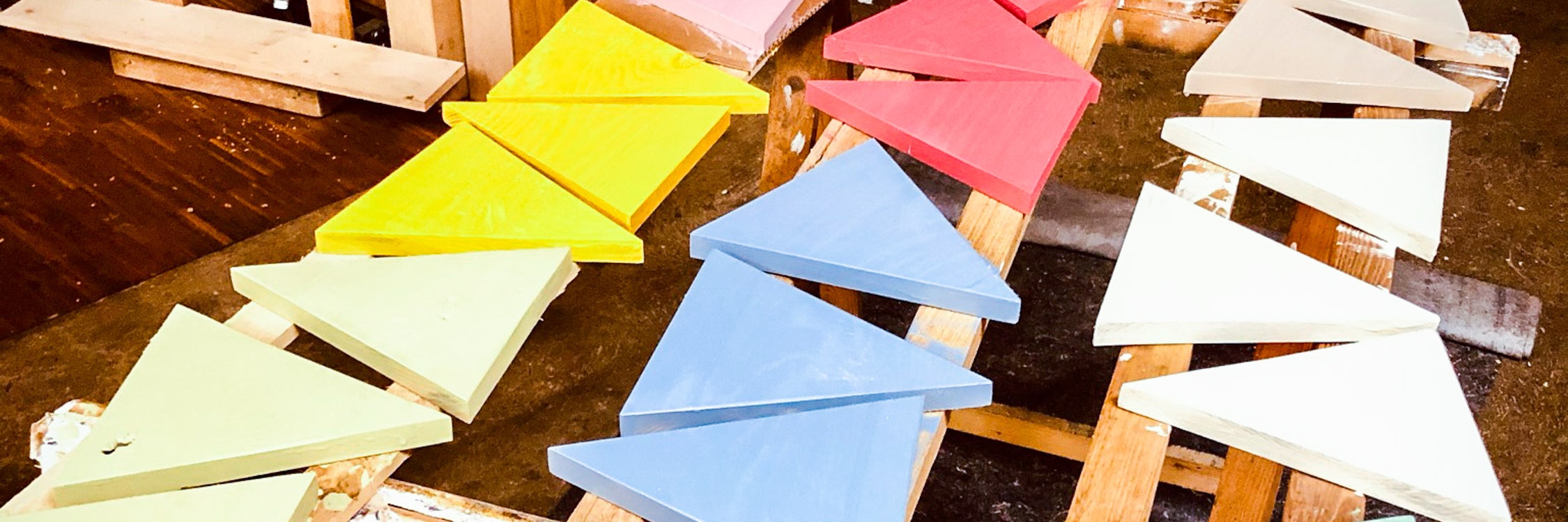 allerlei bei tollerei gefärbte Dreiecke