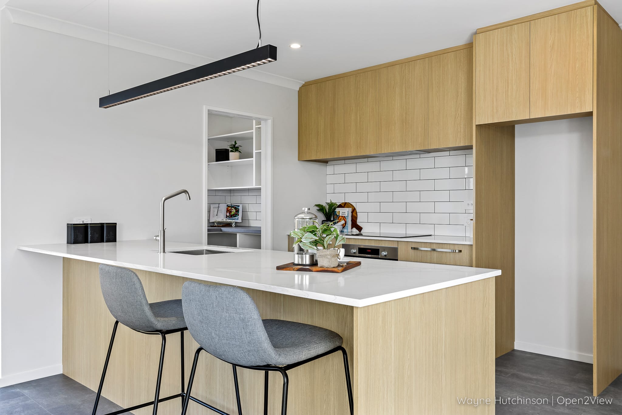 21 Pembrook Close - indoors, room, kitchen, kitchen island