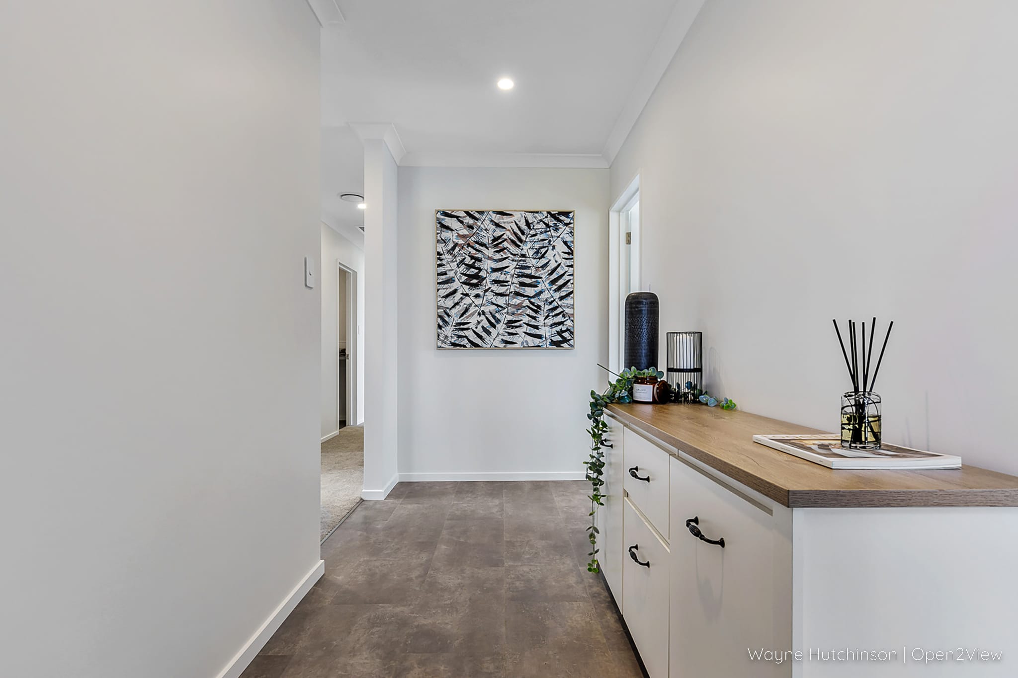 21 Pembrook Close - flooring, floor, interior design, indoors, room, corridor