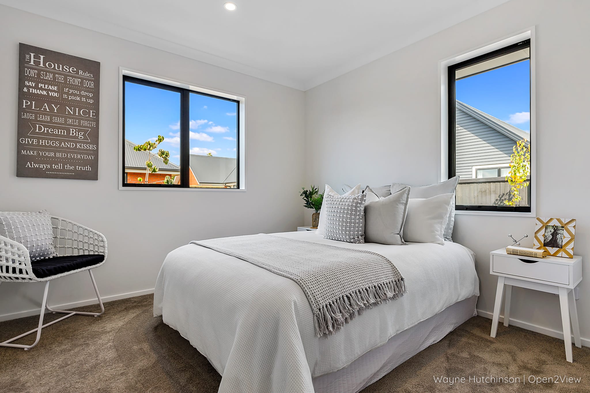 21 Pembrook Close - bedroom, indoors, room, home decor, furniture, dorm room, cushion