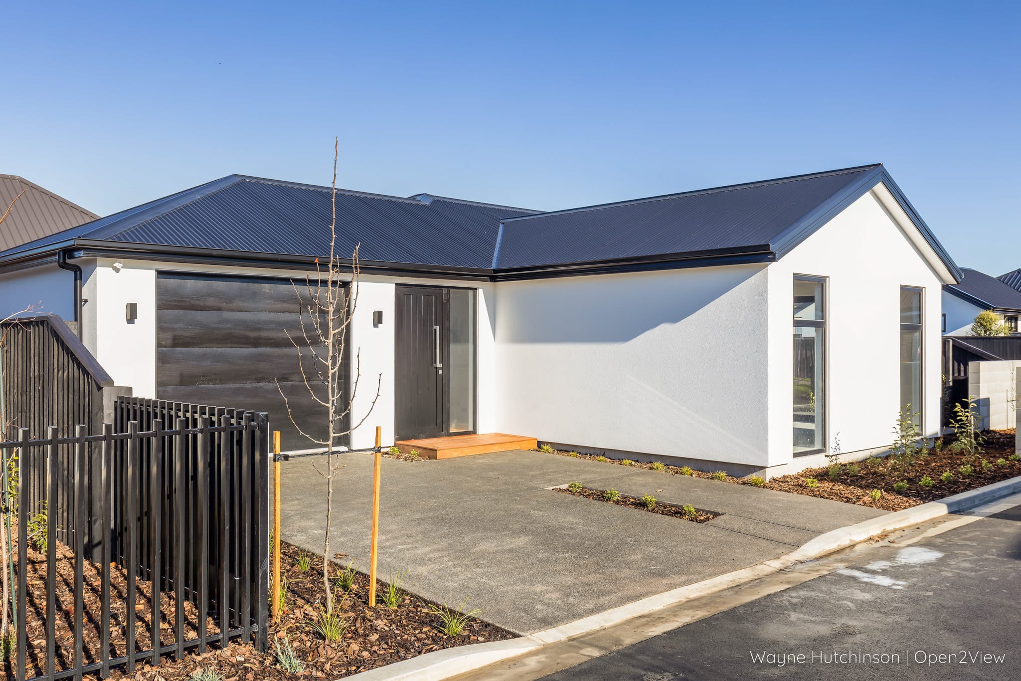 4 Roche Court - housing, building