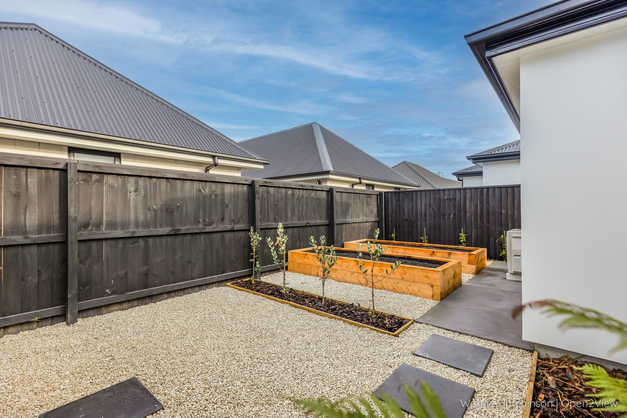 8 Roche Court - wood