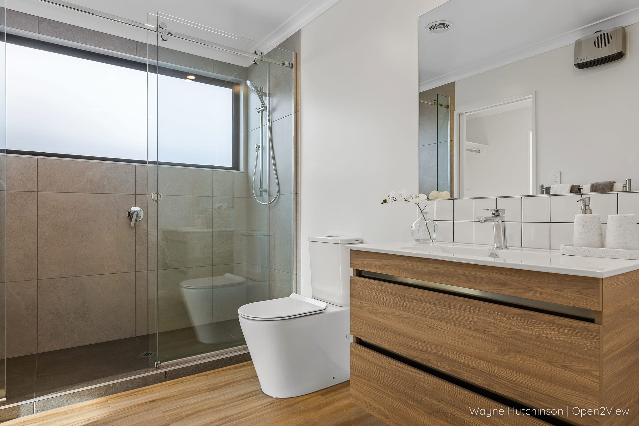 10 Roche Court - indoors, room