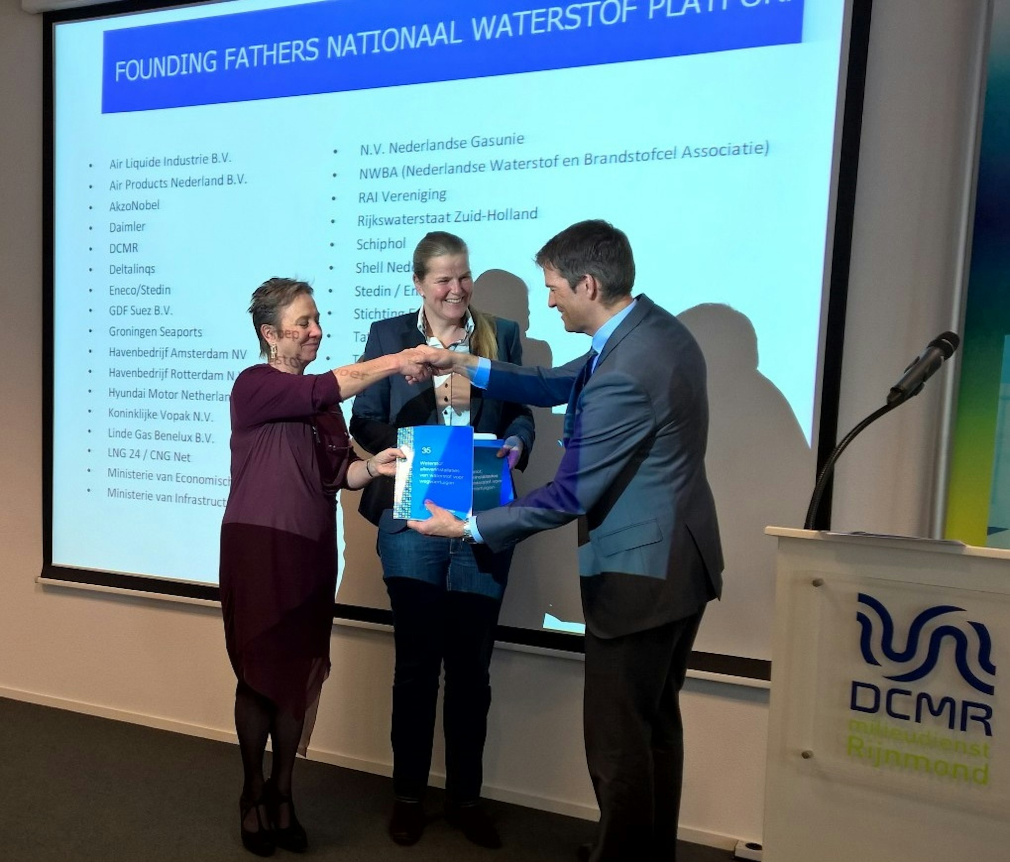 Overhandiging PGS 35