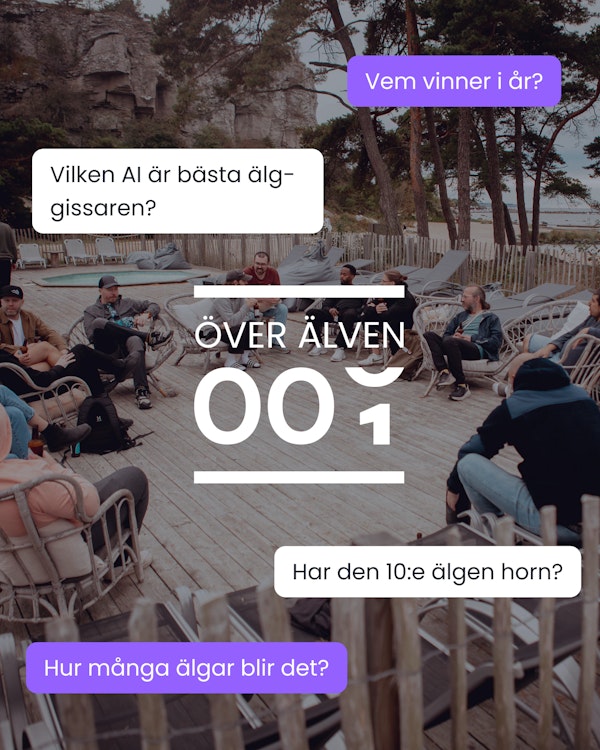 Kollegor soom sitter i ring och pratar om vem som vinner den stora Älgvandringen
