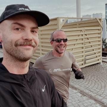 Ludvig (Vänster) och Filip (Höger) som är ute och springer