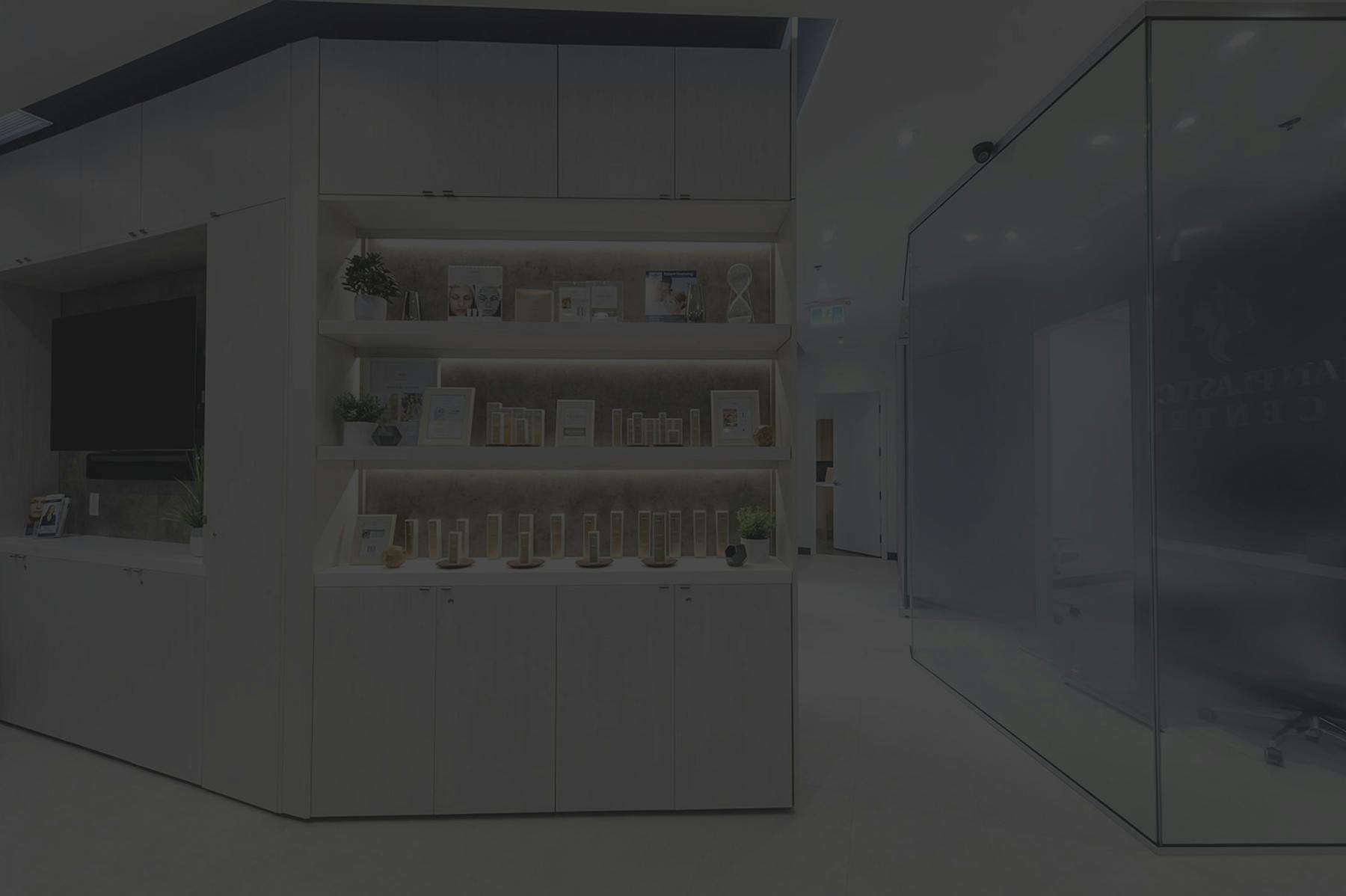 An interior photo of the Canadian Plastic Surgery Centre in Toronto, ON