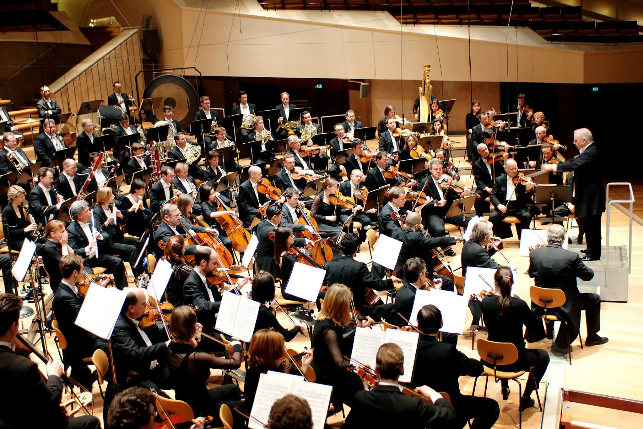 Staatskapelle Berlin | Symphony.live