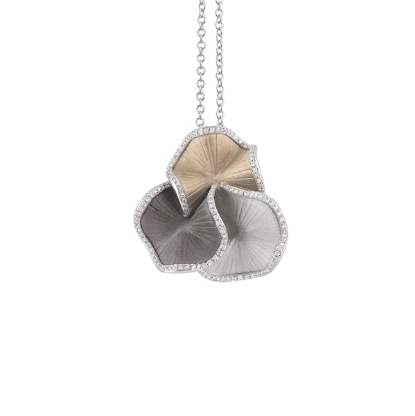 A photo of a pendent from the Sultana Collection by Annamaria Cammilli