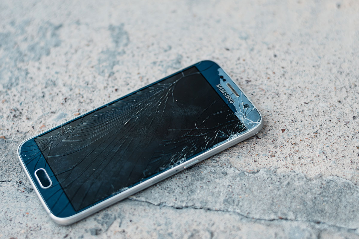 A cracked screen on your phone doesn't necessarily mean it's time for a new one. Screens are easy to replace, and is often much cheaper than buying a whole brand new phone.