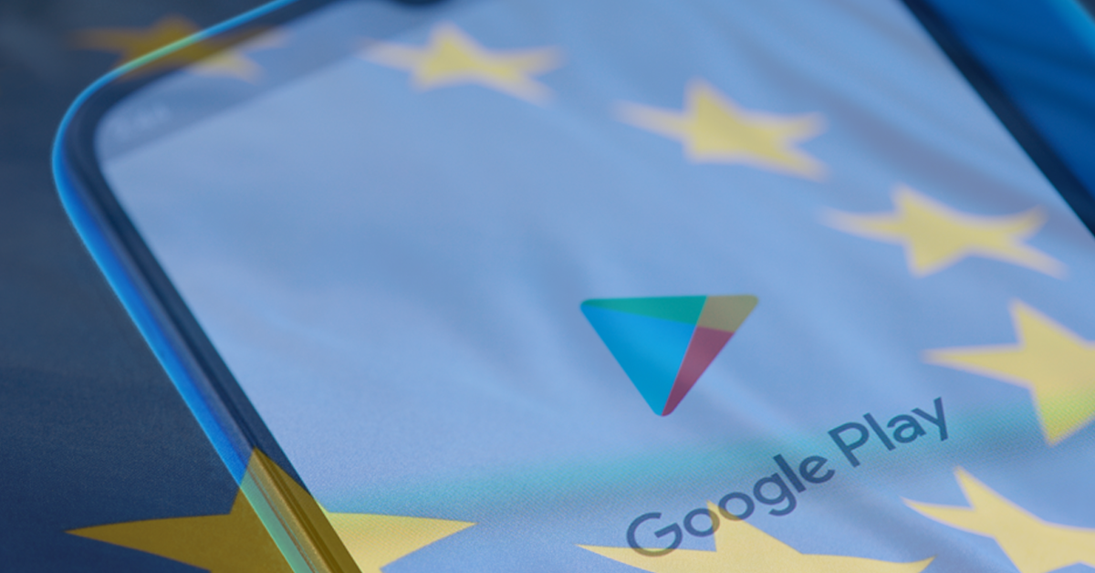EU Flagge vor einem Handybildschirm der den Google Play Store zeigt