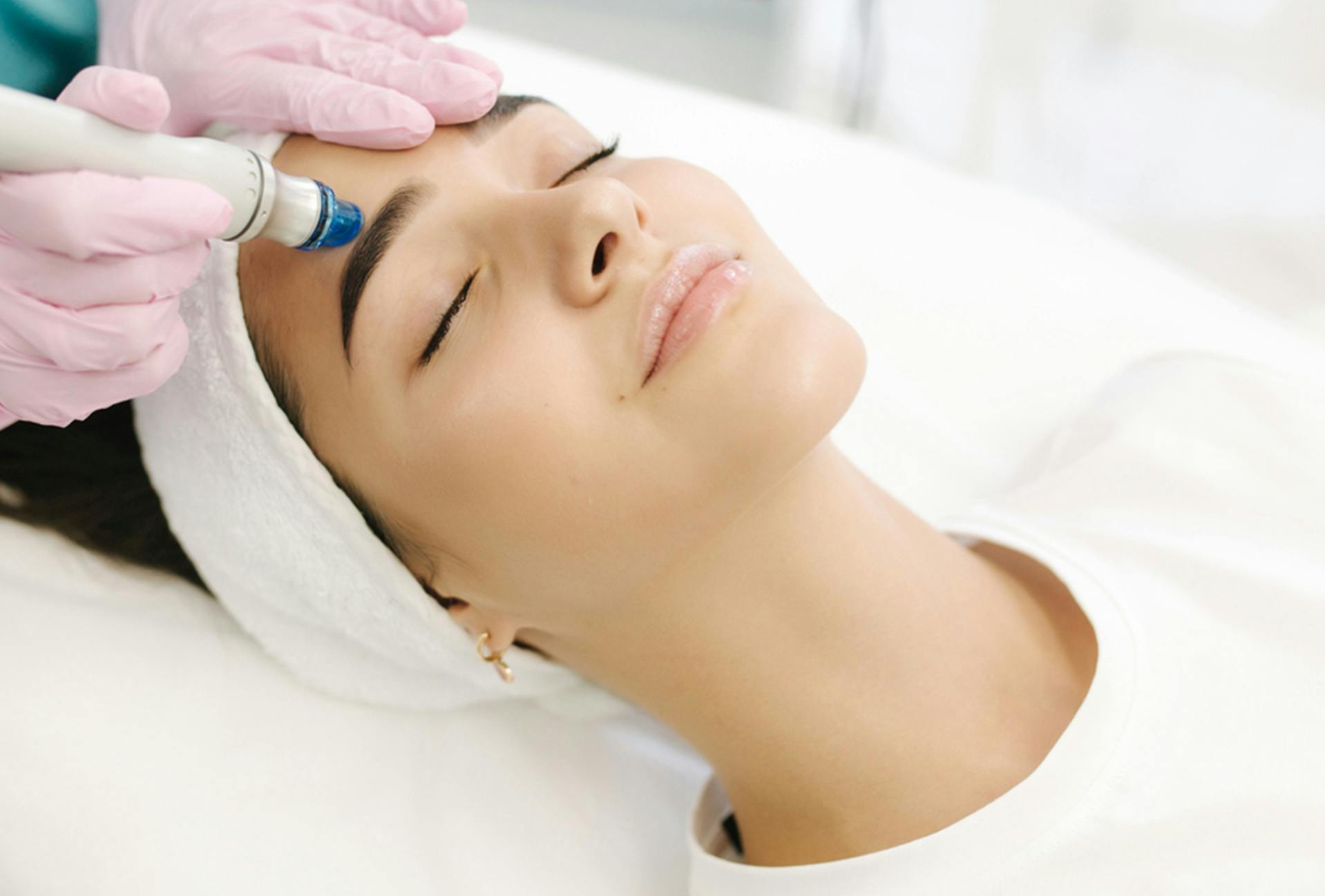 person getting a hydrafacial
