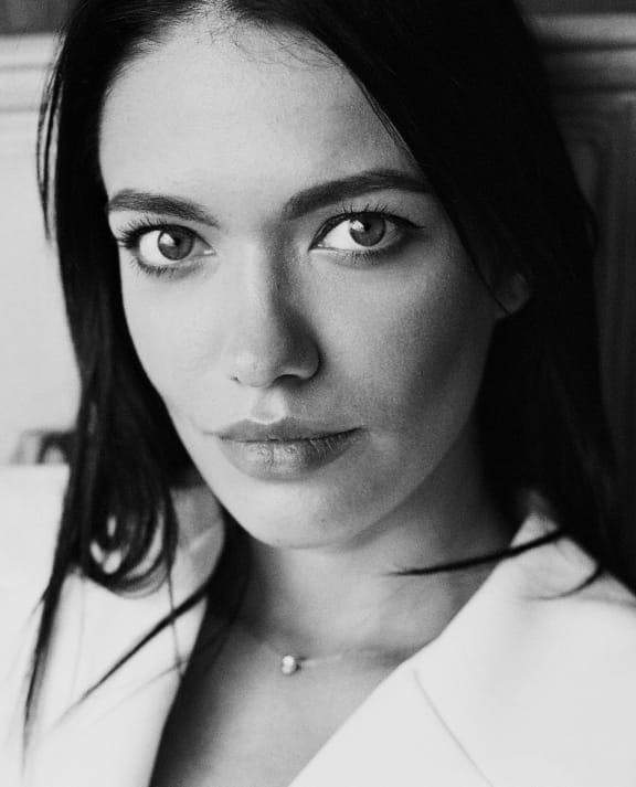 Black and white photo of a woman