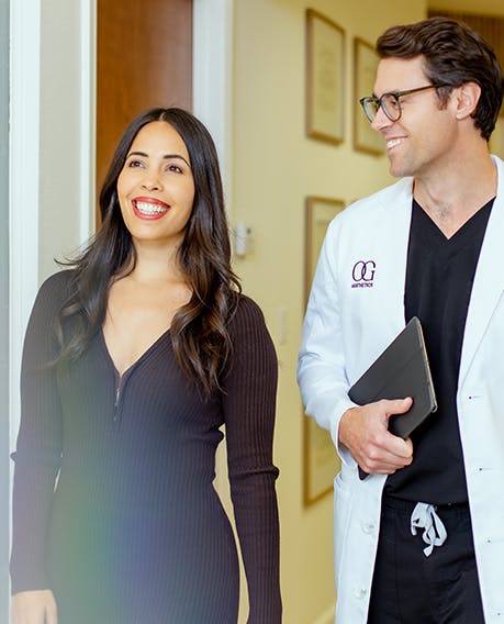 Reviews Slider Video