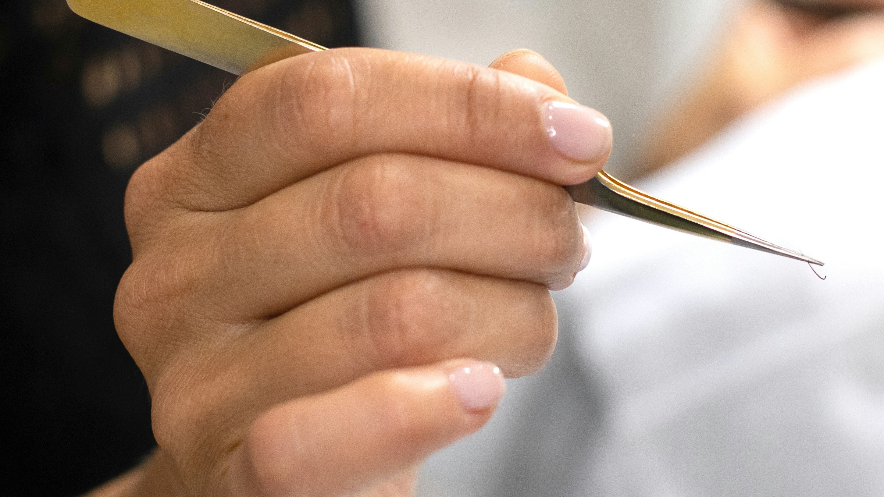 individual eyelash extensions