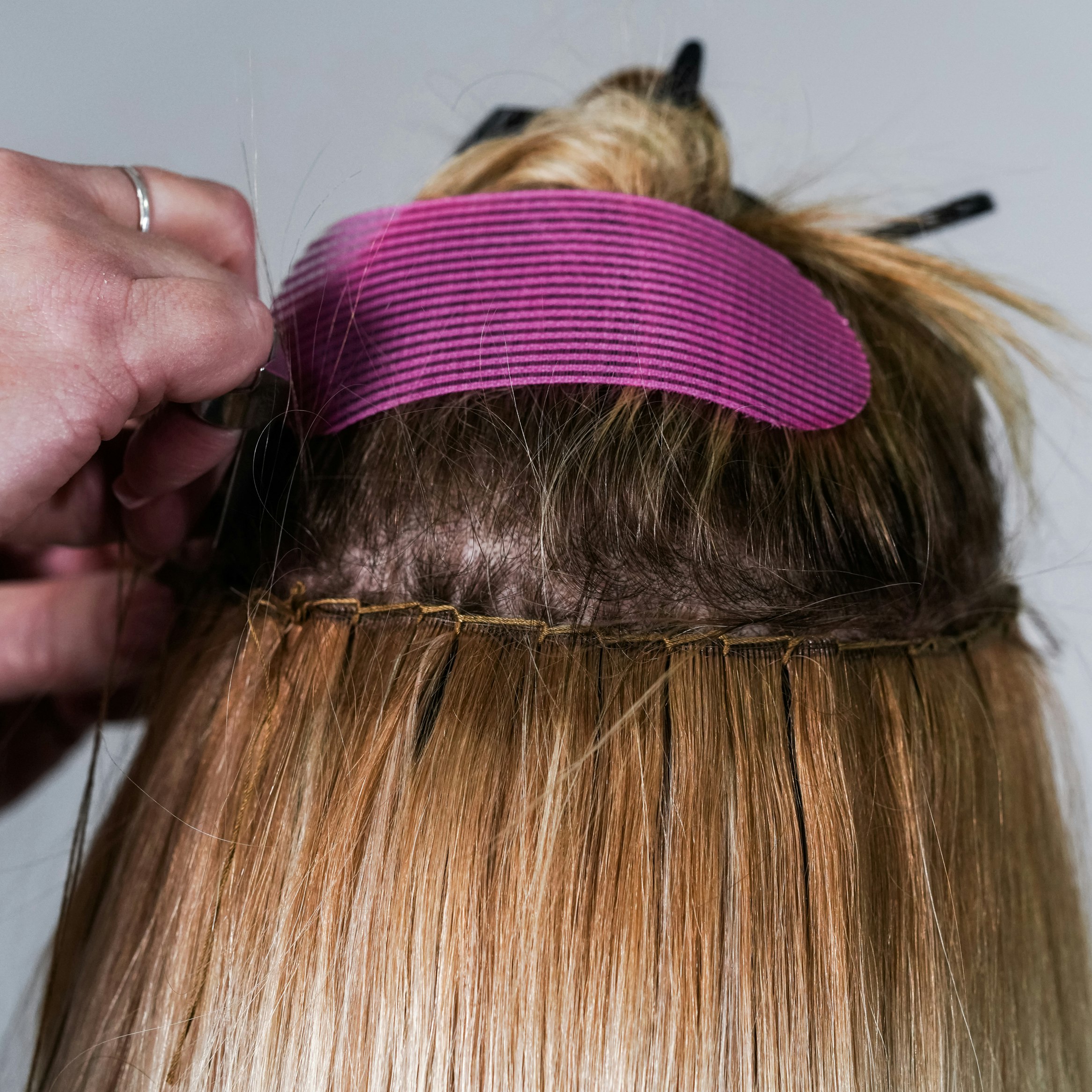 Donna Bella® Hybrid Weft Extensions