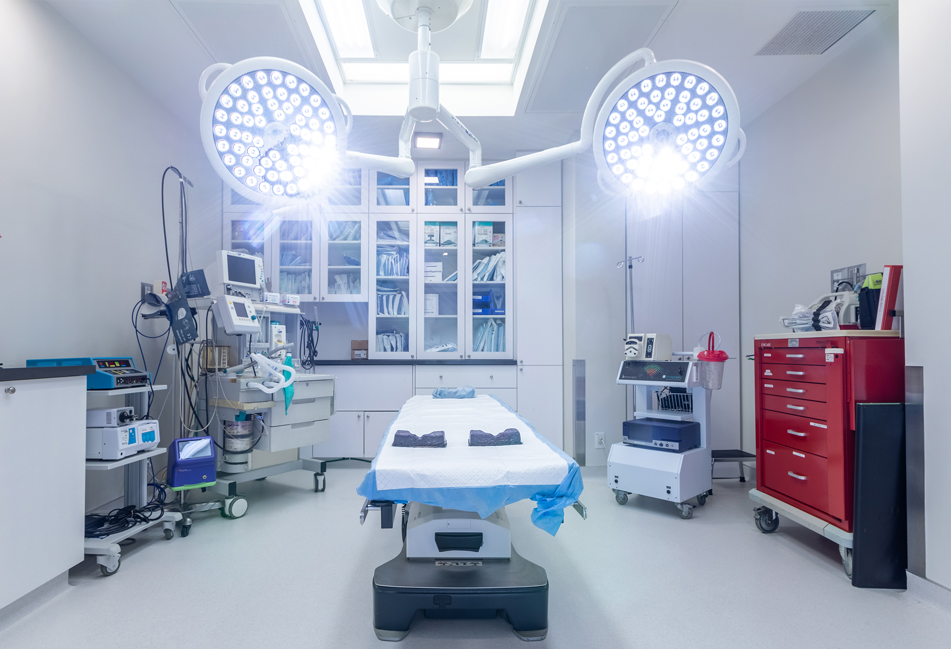 The Surgical Suite | Joshua B. Hyman MD