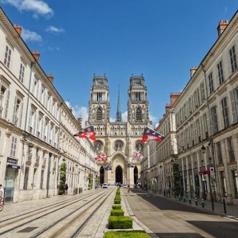 vue de la cathédrale d'orléans