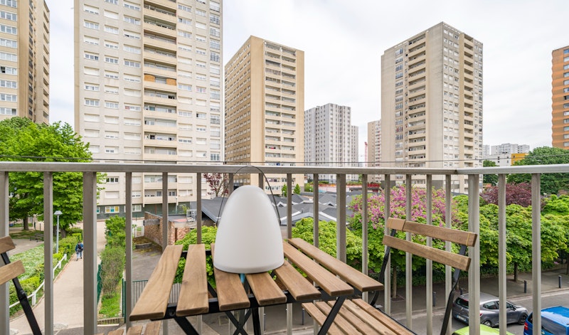 terrasse avec vue sur bobigny