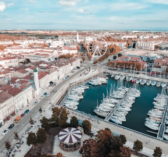 investir à la Rochelle port