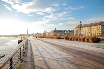 investir a bordeaux, vue sur les quais