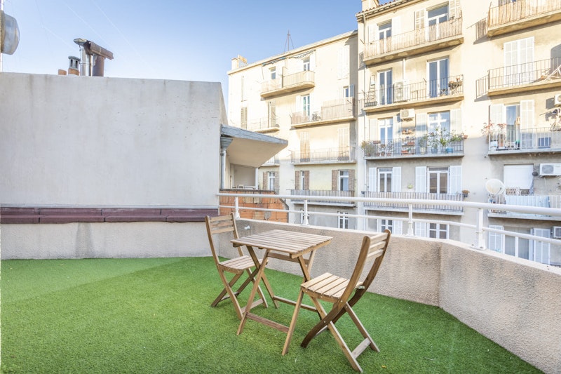 balcon appartement marseille