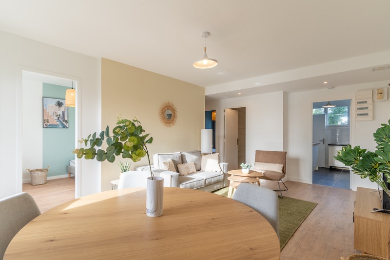 salon et salle a manger apres renovation masteos a pessac