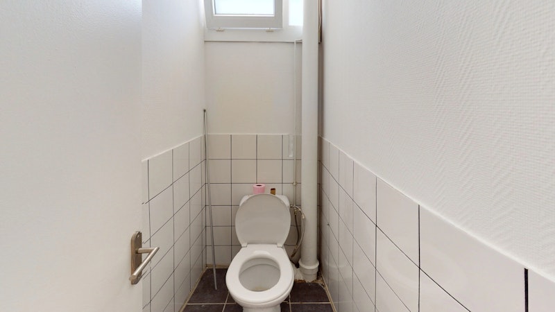 toilette avant renovation pessac