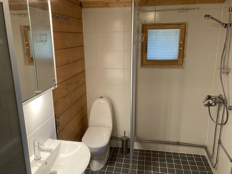 Männikkö wc ja suihku