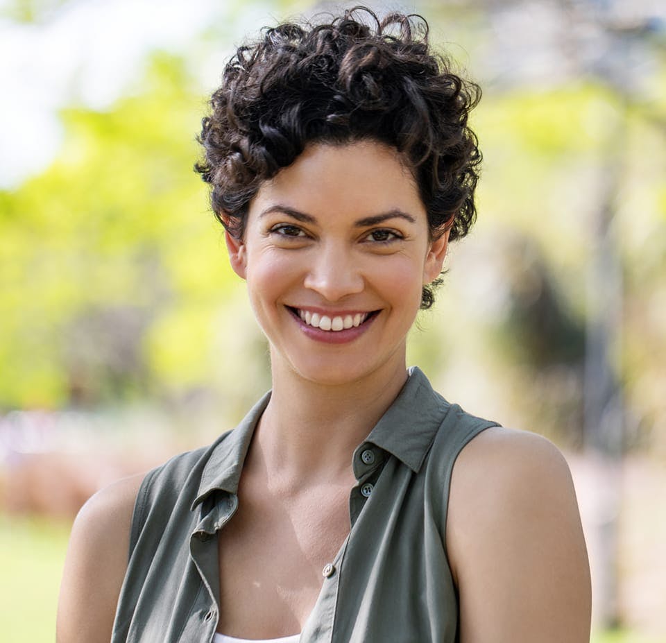 woman with short curly hair