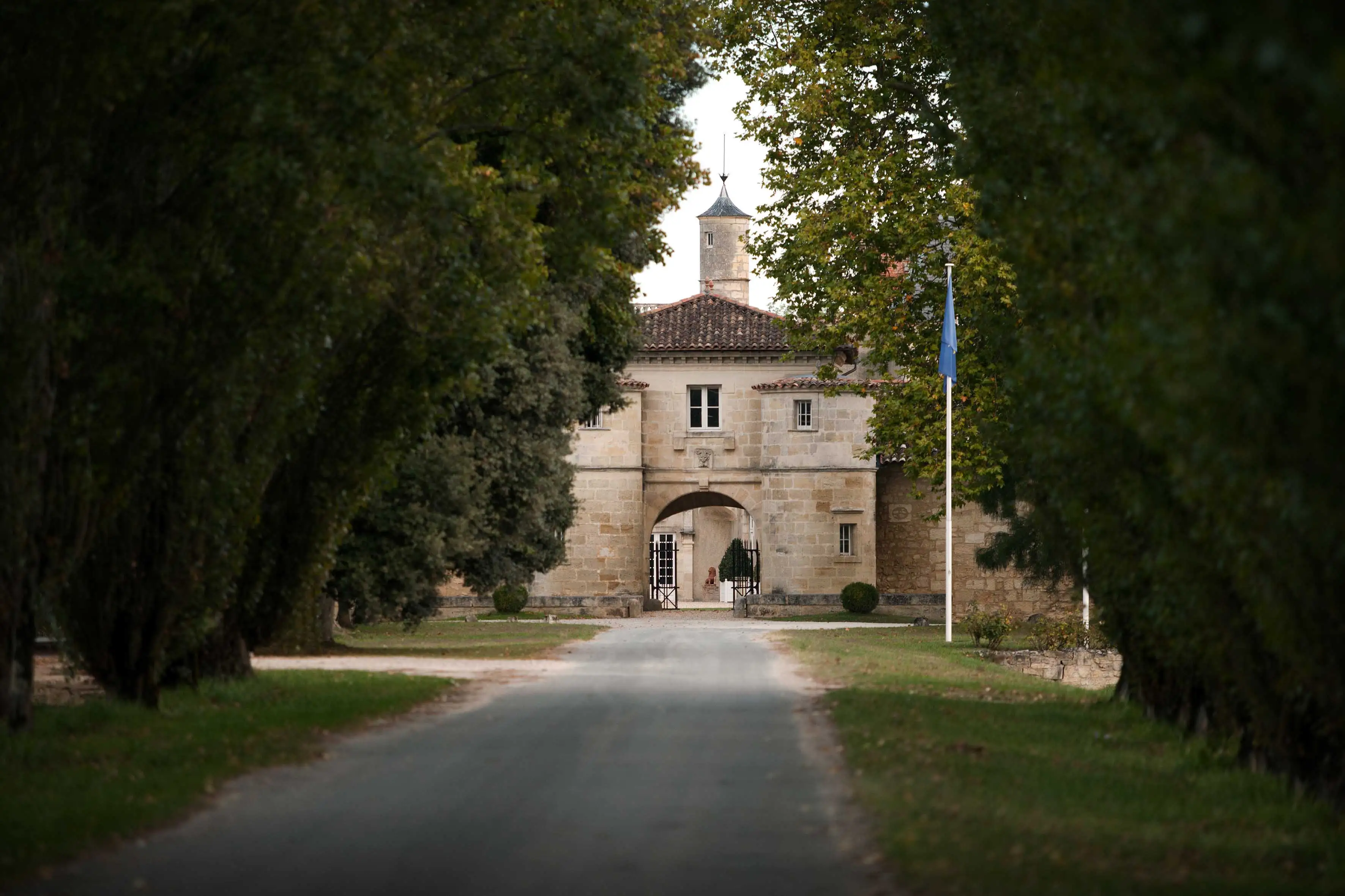 Entrance to the Château d'Issan