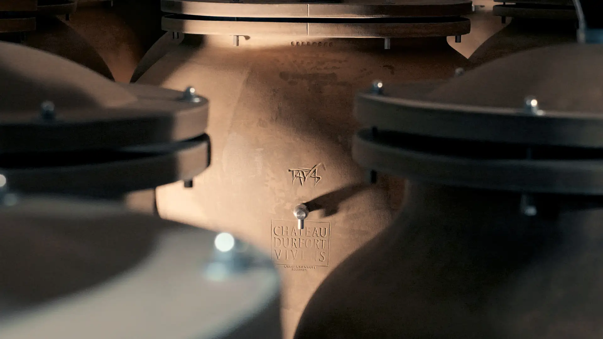 Amphoras from Château Dufort-Vivens