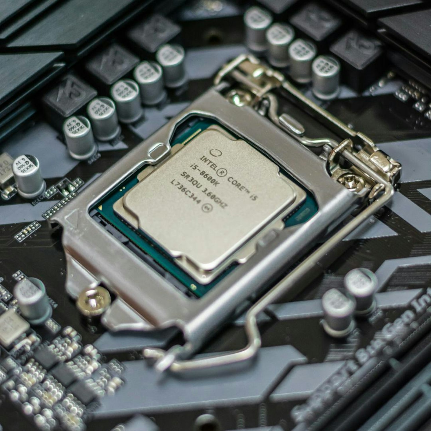 Intel bug bounty program with Intigriti