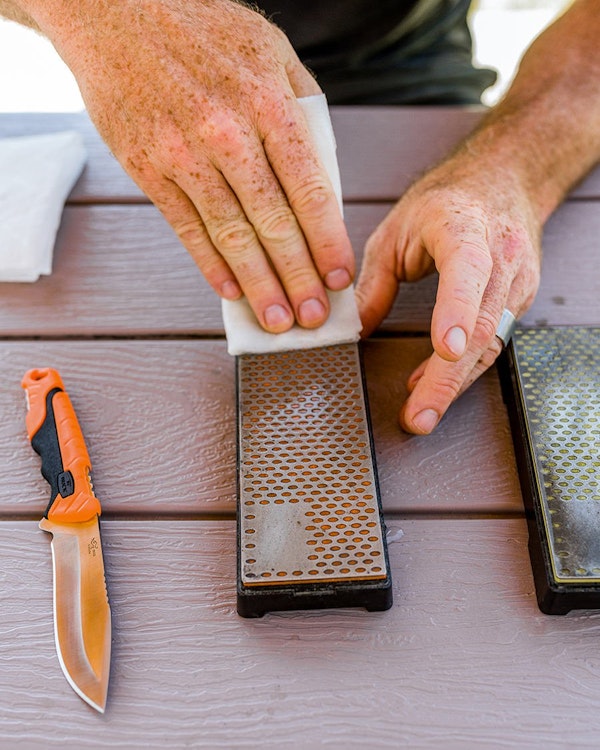 How to Sharpen Your Knife - With Mark Seacat - Buck® Knives OFFICIAL SITE