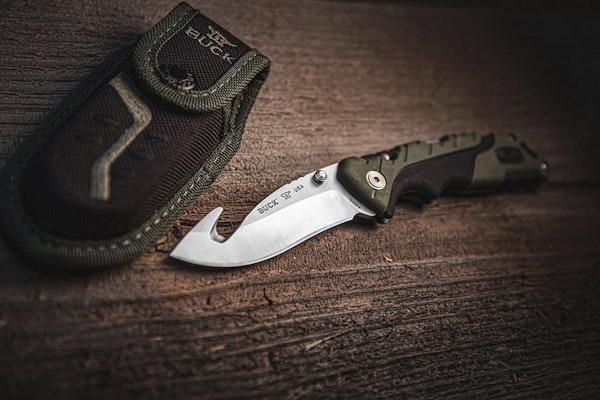 Expert Tips for Choosing a Hunting Knife - HuntStand